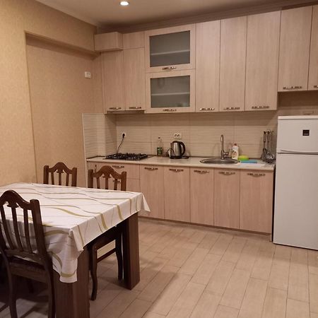 Grigol'S Apartament Tbilisi Eksteriør billede